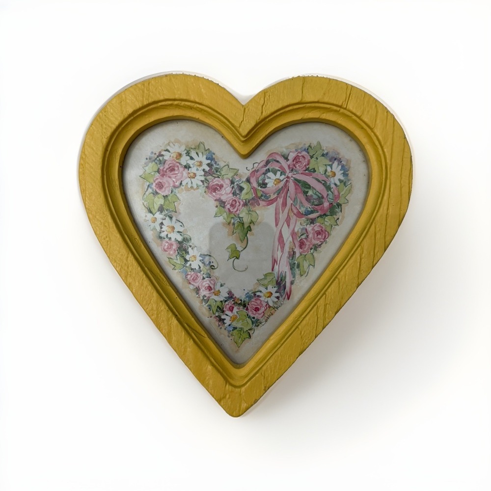 1987 Homco #2 Blue Heart Faux Wood Frame Floral Barbara Mock Picture Wall 707
